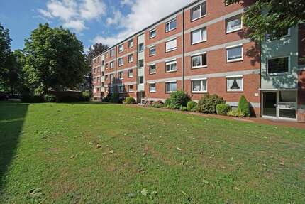 Wohnung zum Kaufen in Elmshorn 152.000,00 € 64.5 m²