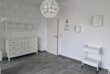 Raum zur Vermietung - 450,00&nbsp;EUR Kaltmiete, ca.&nbsp; 16,00&nbsp;m&sup2; in Eutin (PLZ: 23701)