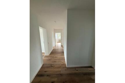 Eigentumswohnung in Olpe - 200.000,00&nbsp;EUR Kaufpreis, ca.&nbsp; 81,00&nbsp;m&sup2; in Olpe (PLZ: 57462)