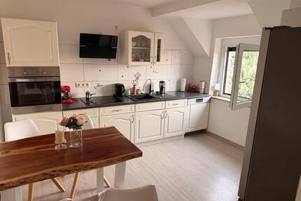 Dachgeschoss Wohnung - 720,00&nbsp;EUR Kaltmiete, ca.&nbsp; 87,00&nbsp;m&sup2; in Ludwigshafen am Rhein (PLZ: 67065) Mundenheim