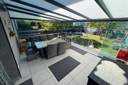 Wohnung mit Garten und Terasse - 1.700,00&nbsp;EUR Kaltmiete, ca.&nbsp; 88,00&nbsp;m&sup2; in Duisburg (PLZ: 47057) Duisburg-Mitte