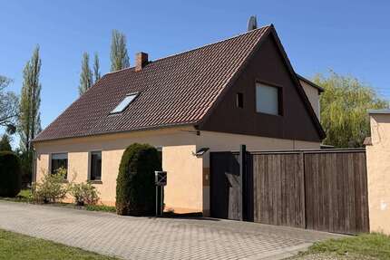 Haus zum Kaufen in Güterglück 125.000,00 € 140 m²