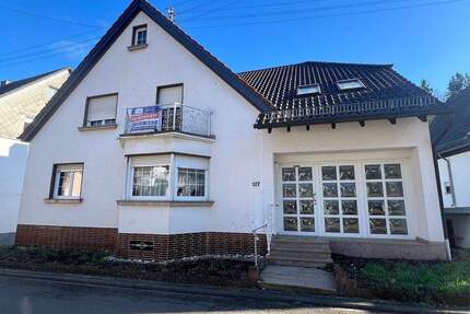 Top-Gelegenheit! Großzügiges Einfamilienhaus mit Potenzial in Kirn-Sulzbach zu verkaufen!