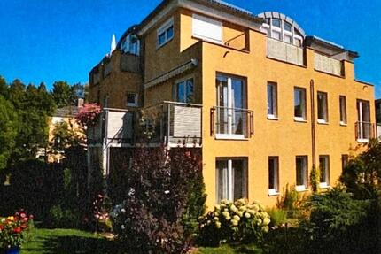 Attraktive 2 Raum Wohnung - 2 Balkone & Tiefgarage in Rabenstein - Chemnitz