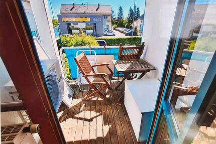 1 Zimmer-Wohnung mit Balkon und Tiefgarage - Königsbrunn