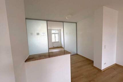 * Franz-Mehring-Str.* 2-Raum-Wg.- mit Balkon- * - Chemnitz Kaßberg