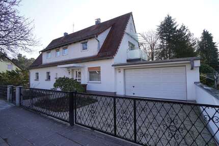 Haus zum Kaufen in Schwaig b. Nürnberg 630.000,00 € 200 m²