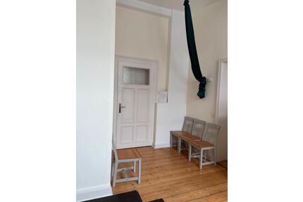 Leben in einer Villa: Großzügige 4-Zimmer Wohnung in Hildesheim