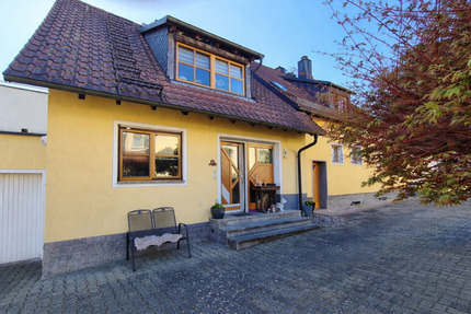 Charmantes Einfamilienhaus in ruhiger Wohnlage von Waldbrunn - inklusive Einliegerwohnung