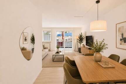 Wohnung zum Kaufen in Adelsried 300.000,00 € 74.23 m²