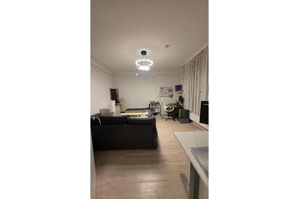 Schöne 2-Zimmer-Wohnung mit EBK und Gartennutzung in Wermelskirch - Wermelskirchen