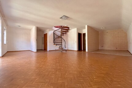 Zentrale Lage: 3-Zimmer Maisonettewohnung zur freien Gestaltung - Gernsbach
