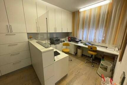 Achern - Büro oder Praxisräume in verkehrsgünstiger Lage!