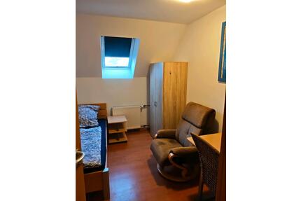 Möbliertes Zimmer - 490,00&nbsp;EUR Kaltmiete, ca.&nbsp; 20,00&nbsp;m&sup2; in Geisenfeld (PLZ: 85290)