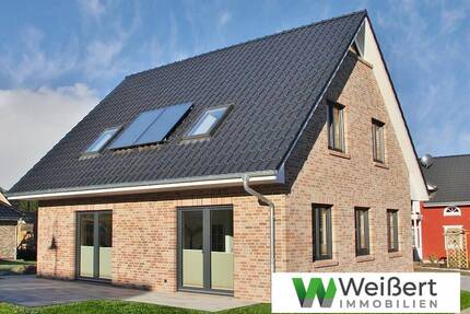 Großzügiges EFH im klassischen Stil Neubauplanung - Niedrigenergiehaus mit Wärmepumpe - Engelbrechtsche Wildnis