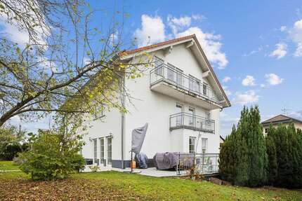Haus zum Kaufen in Solms 460.000,00 € 226 m²
