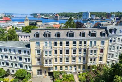 Wohnung zum Kaufen in Flensburg 185.000,00 € 100.91 m²