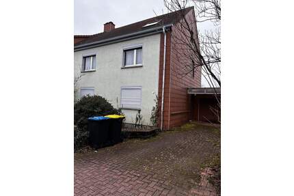 Charmantes Zweifamilienhaus in ruhiger Lage von Elversberg - Viel Platz für Familie, Generationen oder individuelle Wohnkonzepte