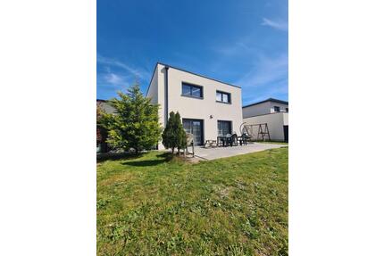 Modernes Familienhaus in FESSENHEIM (5min zur Grenze) - Hartheim am Rhein