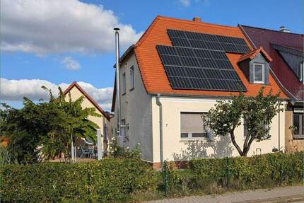 Schöne Doppelhaushälfte in Edderitz
