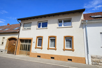 Haus zum Kaufen in Philippsburg 309.000,00 € 239 m²