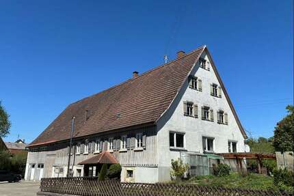 Haus zum Kaufen in Obersontheim 160.000,00 € 250 m²
