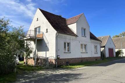 Haus zum Kaufen in Schenkendöbern 79.000,00 € 188 m²