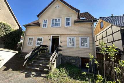 Haus zum Kaufen in Marsberg 150.000,00 € 140 m²