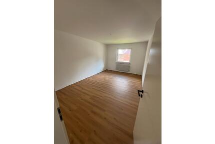 Attraktive 4-Zimmer-Wohnung mit Balkon – frisch renoviert - Rosdorf