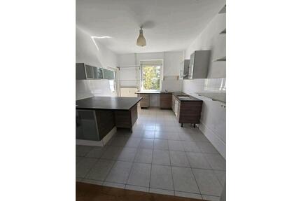 Wohnung zu vermieten KEHL - 1.400,00&nbsp;EUR Kaltmiete, ca.&nbsp; 103,00&nbsp;m&sup2; in Kehl (PLZ: 77694)