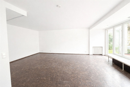 Lichtdurchflutete Maisonette-Wohnung auf zwei Ebenen mit 4 Balkonen - Kassel Mitte