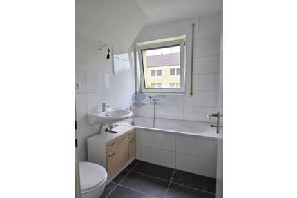 3-Zimmer-Erdgeschosswohnung mit Südwest-Terrasse - Bergen