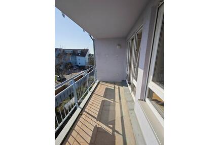 helle 2-Raum Wohnung mit Balkon und TG-Stellplatz * ab sofort - Leipzig Altwest