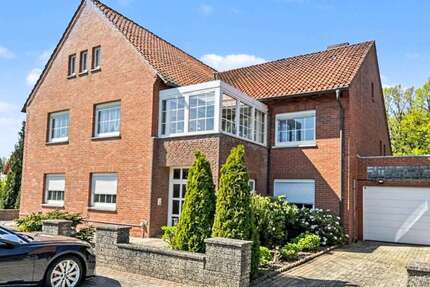 Haus zum Kaufen in Niedernwöhren 345.000,00 € 318 m²