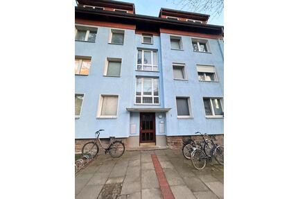1 Zimmer mit Balkon in 2 Zimmer Wohnung für Mädchen - Osnabrück Dodesheide