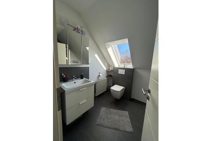 Modernisierte 2-Zimmer Dachgeschosswohnung in Herdorf