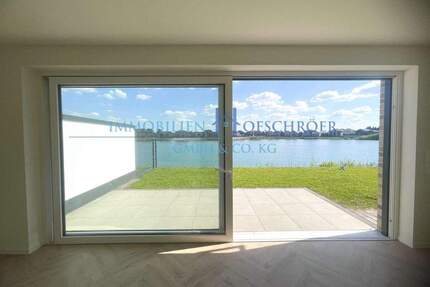 Urlaubsfeeling - und das jeden Tag...! Bezugsfertige Doppelhaushälfte direkt am See in Herzlake!