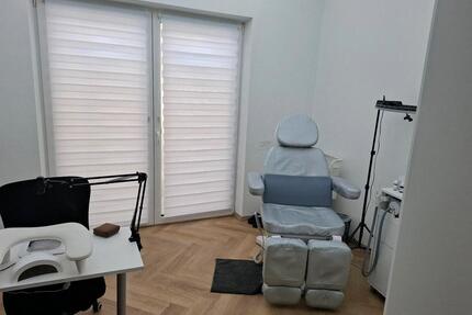 Raum zu vermieten - 400,00&nbsp;EUR Kaltmiete, ca.&nbsp; 11,00&nbsp;m&sup2; in Pocking (PLZ: 94060)