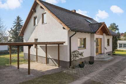 Haus zum Kaufen in Salzatal 410.000,00 € 156 m²