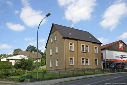 Haus zum Kaufen in Schirgiswalde-Kirschau 110.000,00 € 179 m²