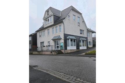 Großes FamilienhausGewerbe in Masserberg – Privatverkauf