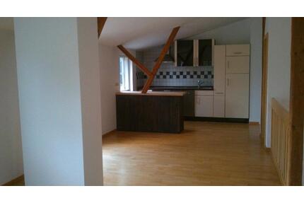 Wohnung auf Pferdehof zum 01.07.2026 frei absolut ländlich !!! - Rehna