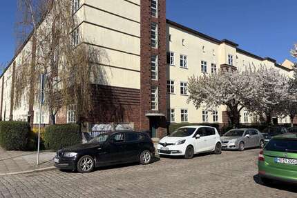 Wohnung zum Kaufen in Magdeburg 87.000,00 € 51 m²
