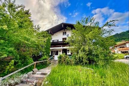 Haus zum Kaufen in Reit im Winkl 780.000,00 € 290 m²