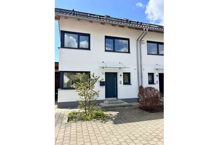 Haus zum Kaufen in Neuching 959.000,00 € 175 m²
