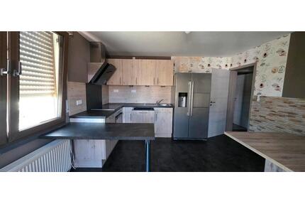 Moderne 2-Zimmer-Wohnung mit 2 Balkonen & EBK in Landkern (70 m²) - Bruttig-Fankel