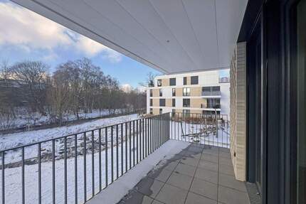 Bezugsfertige, sonnige und familienfreundliche 3-Zimmer-Wohnung mit Balkon in grüner Lage Pinnebergs