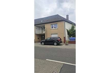 Haus zum Mieten in Ludwigshafen am Rhein 1.800,00 € 160 m²