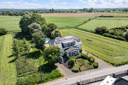 Haus zum Kaufen in Heinsberg Kempen 849.000,00 € 253 m² - Heinsberg / Kempen
