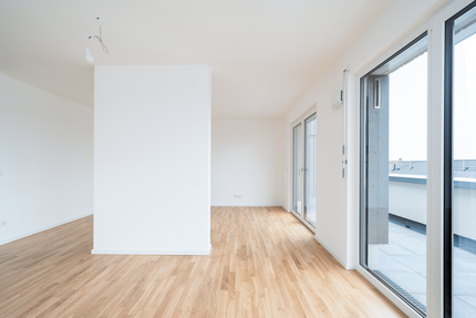 Wohnung zum Mieten in Nürnberg 1.475,18 € 90.78 m²